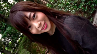 Japonesa va al hotel para follar con un extraño