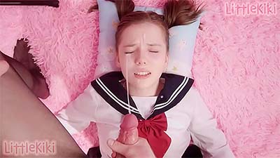 Se folla a su alumna y le llena la cara de semen